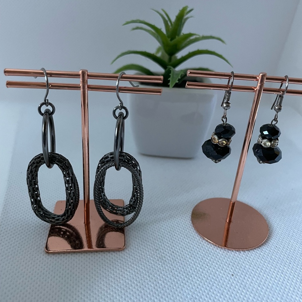 Black rondelle bead, Gunpowder color link chain dangling earrings - 2 pairs
